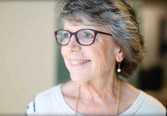 Sandy Johnson Headshot